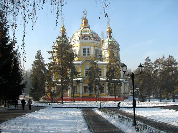 哈萨克斯坦阿拉木图的曾科夫大教堂