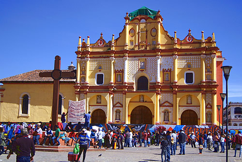 圣Cristóbal大教堂中央圣Cristóbal de las Casas，恰帕斯