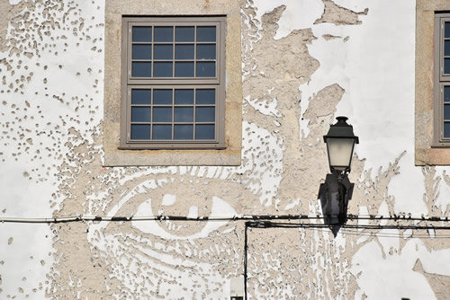 波尔图的城市街头艺术。眼睛的形象。
