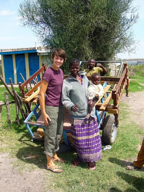 艾迪安博（Ahdiambo）在肯尼亚得到一张床
