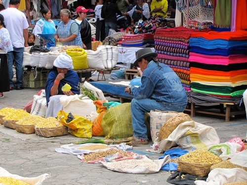 厄瓜多尔东部的奥塔瓦洛市场