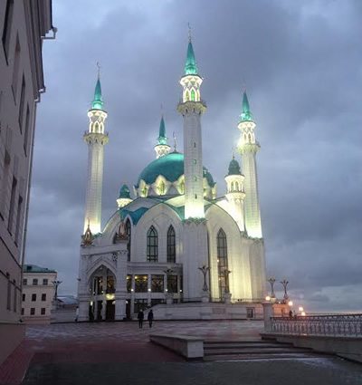 库尔谢里夫清真寺在喀山，俄罗斯