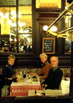巴黎的大酒馆