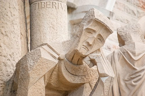 La Sagrada Familia外墙的雕像