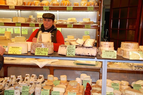 奶酪店在巴黎，法国