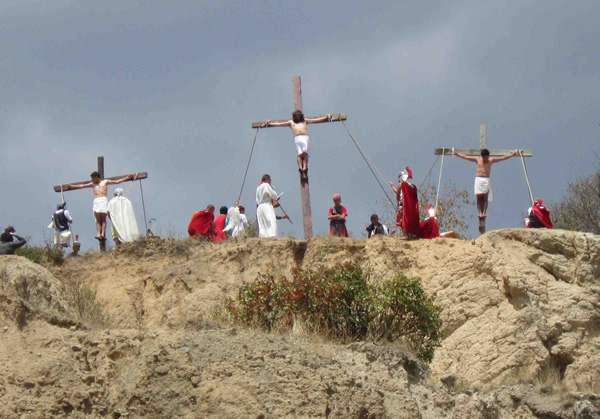 重新制定钉十字架现场