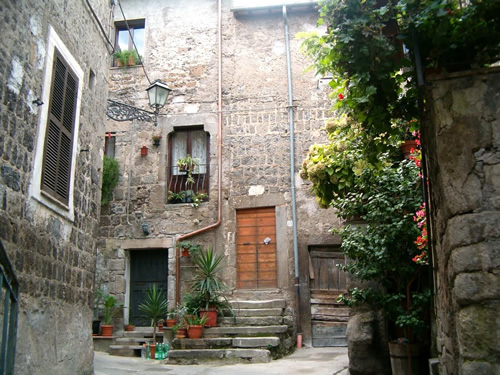 Vitorchiano村的房屋