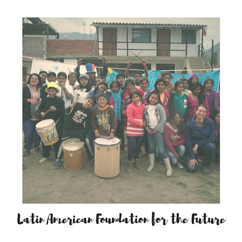 拉丁美洲的未来基金会的志愿者