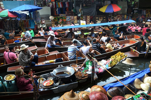 泰国曼谷的船市