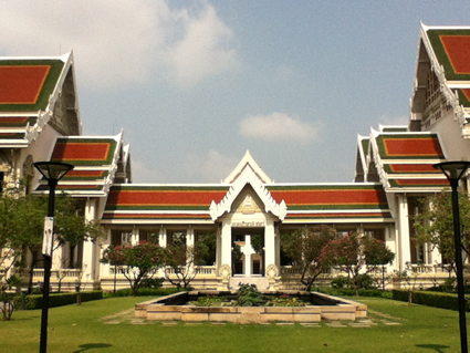 曼谷Chulalongkorn大学校园的建筑物