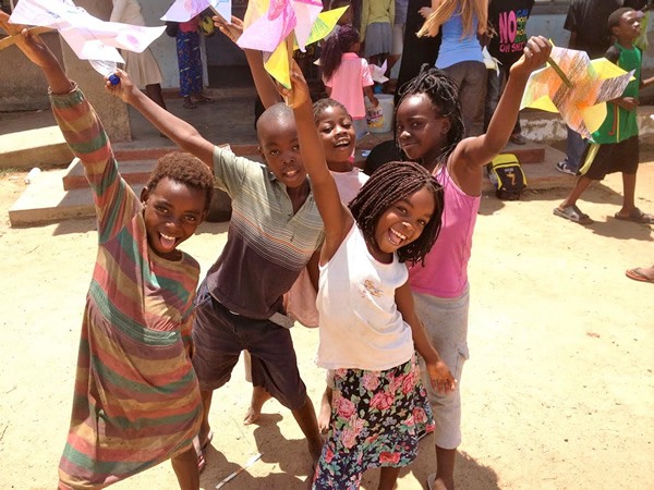 在赞比亚为儿童提供志愿服务